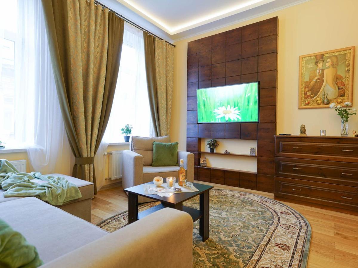 Lviv Suites At Shopena St. 4 Eksteriør billede